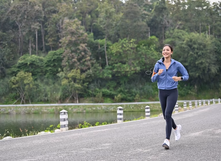Latihan Dasar Atletik untuk Pemula Cara Meningkatkan Kecepatan dan Daya Tahan Lari