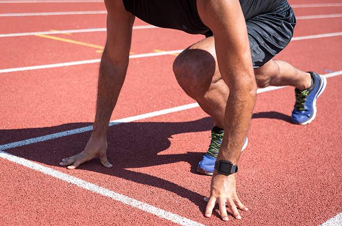 Teknik Dasar Lari Cepat dalam Atletik yang Wajib Dikuasai Atlet Pemula